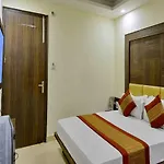 A1Rooms By Family Hotels - Walking Metro Station