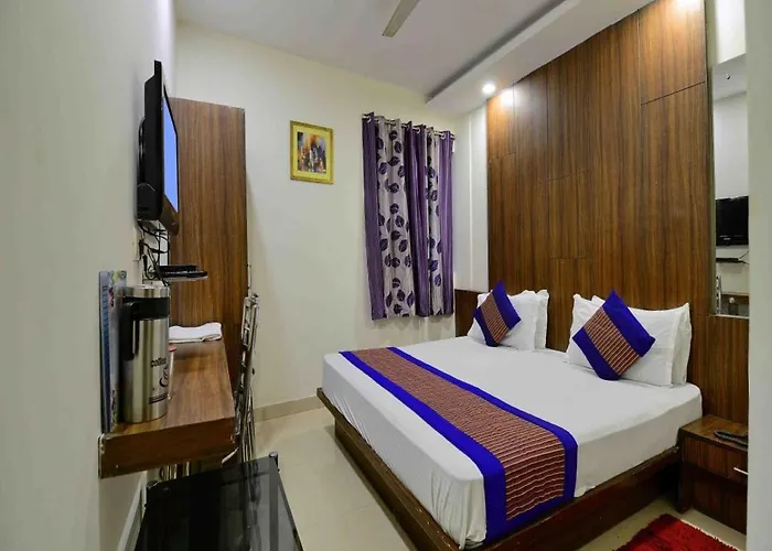 A1Rooms By Family Hotels - Walking Metro Station