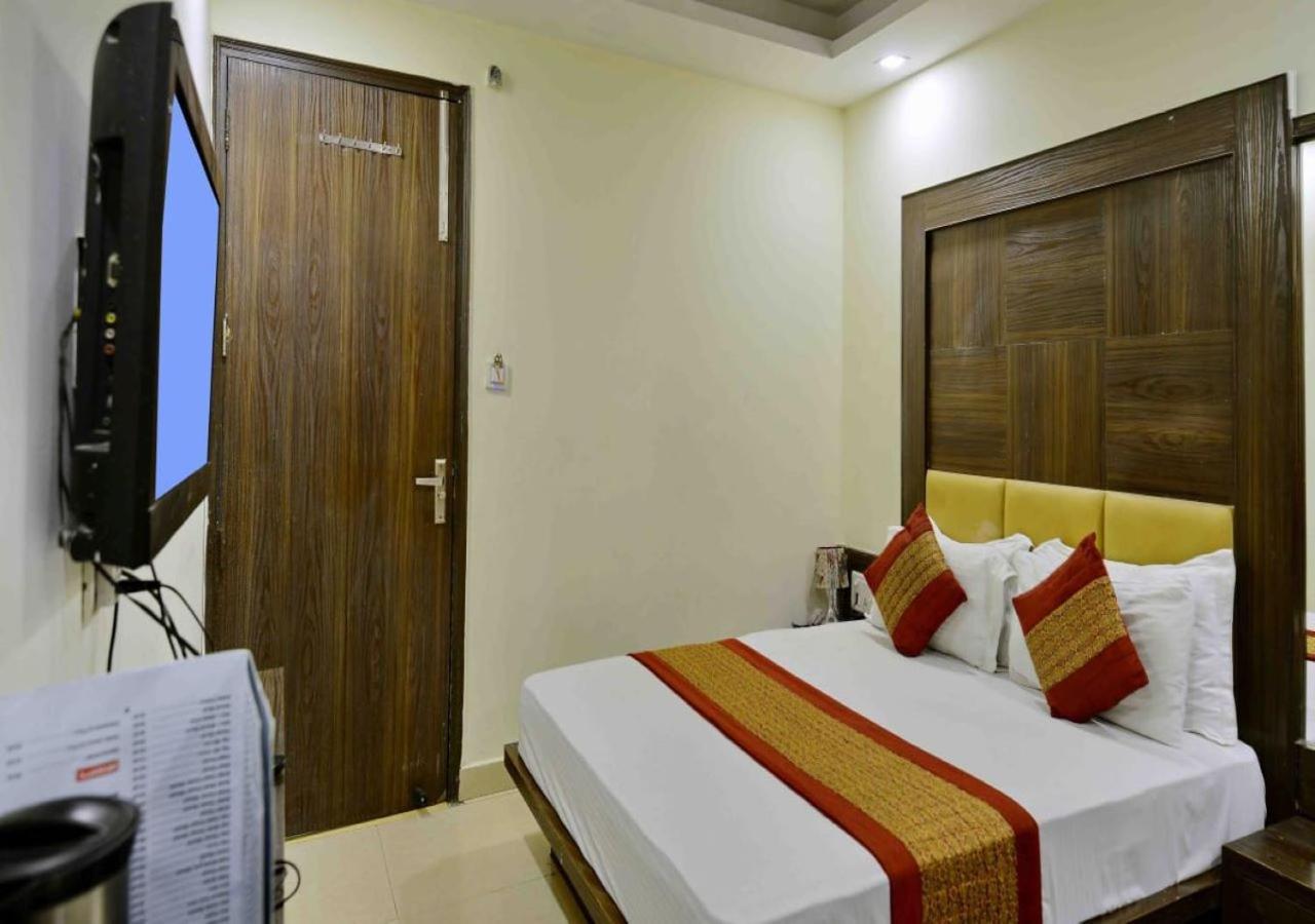 A1rooms By Family - Walking Metro Station Guest house
