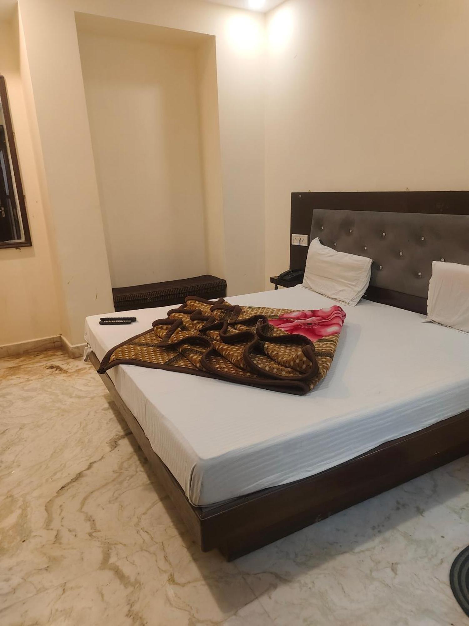 A1rooms By Family - Walking Metro Station Guest house *