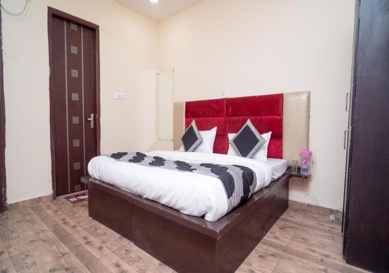 Guest house A1rooms By Family - Walking Metro Station New Delhi